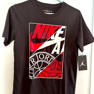 Nike Air Jordan t-shirt boys size Large